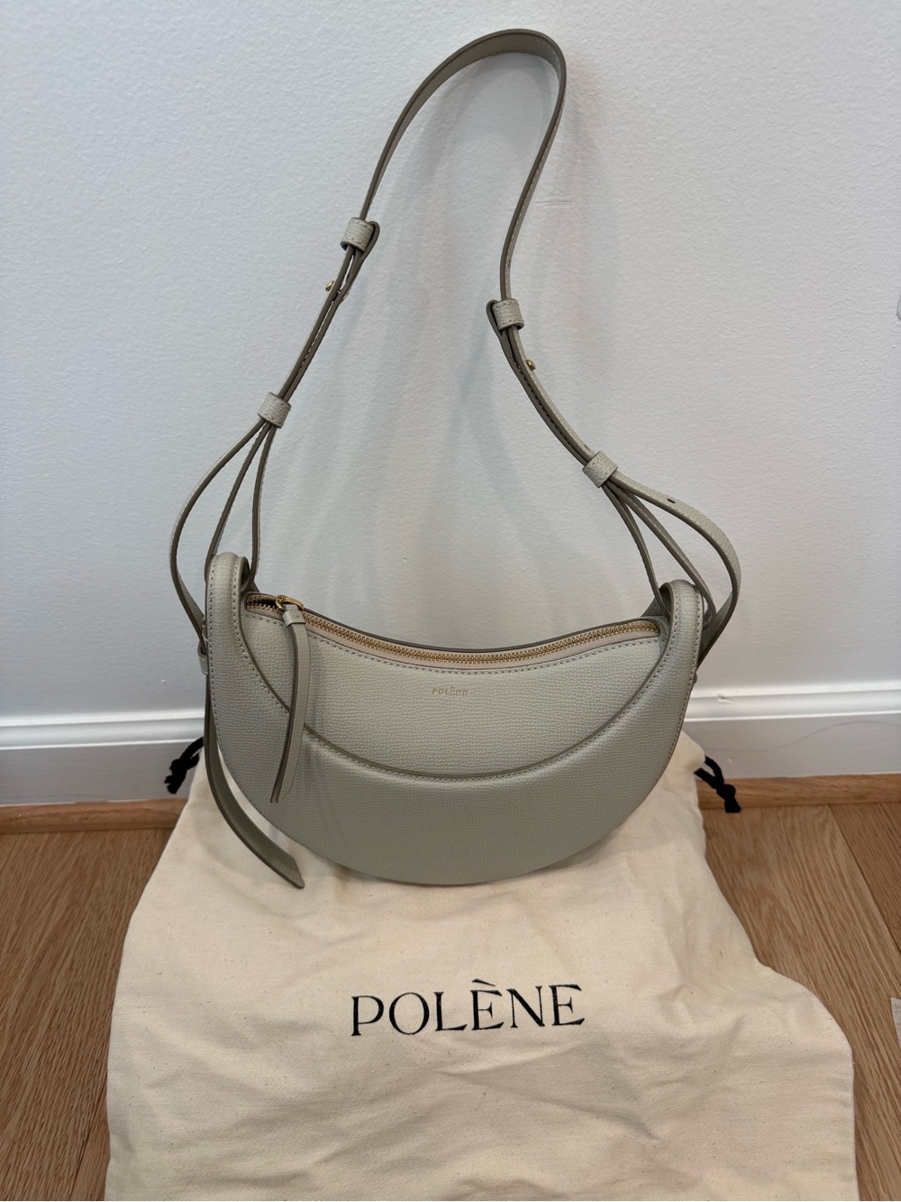 Polène Numéro Dix
EDITION TEXTURED CHALK